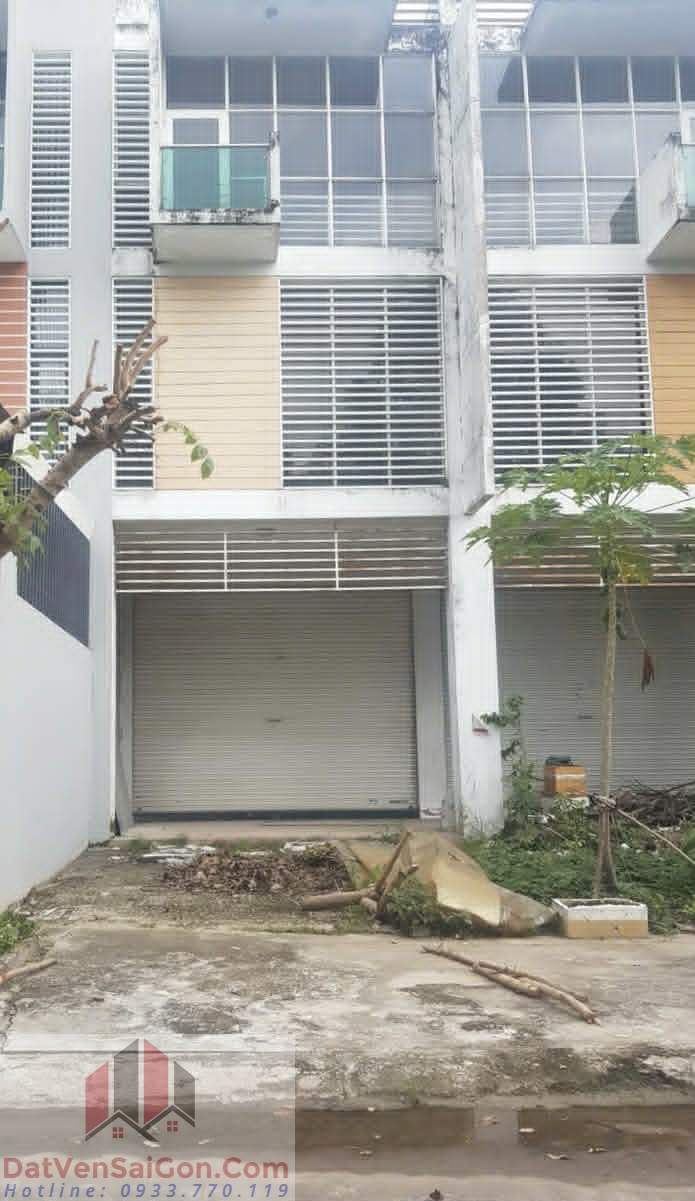 Bán nhà 1 trệt 2 lầu đường nhựa 16m NK14a Khu công nghiệp Mỹ Phước 3, phường Thới Hòa, thành phố Hồ Chí Minh